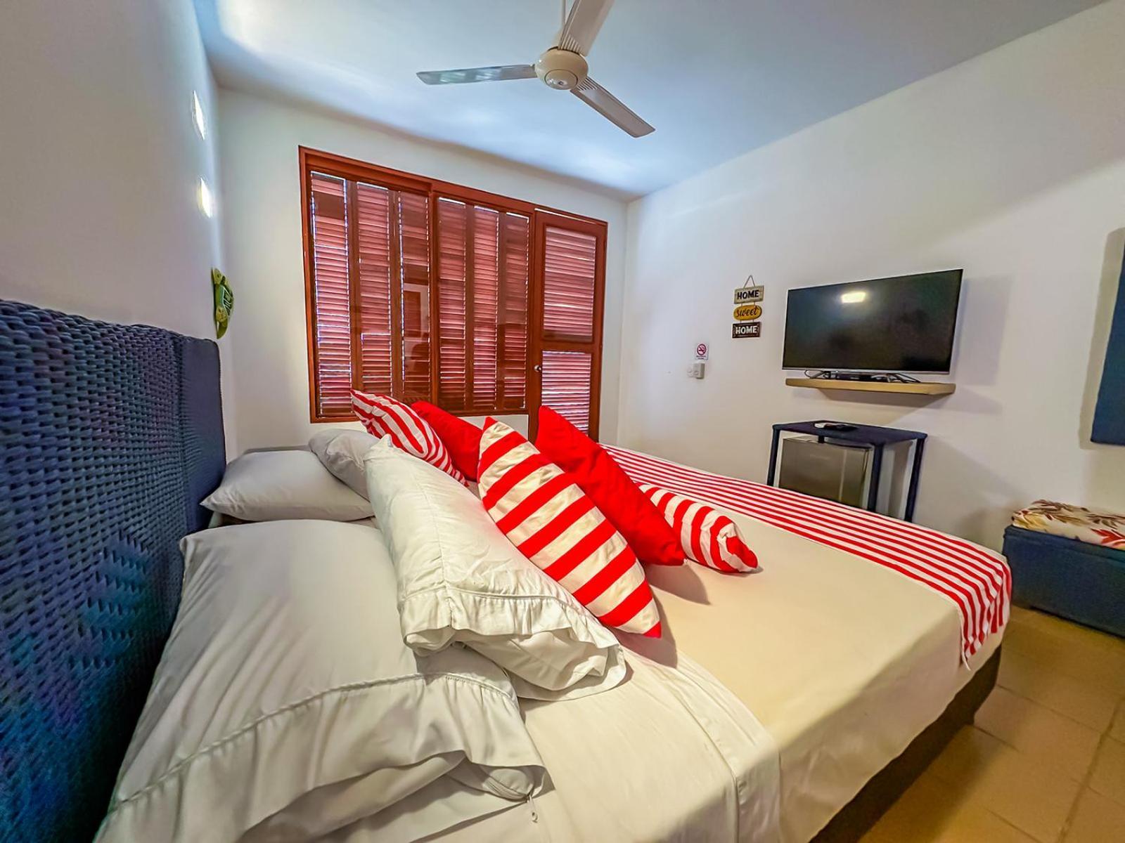 Hotel Chiniu Паломино Экстерьер фото